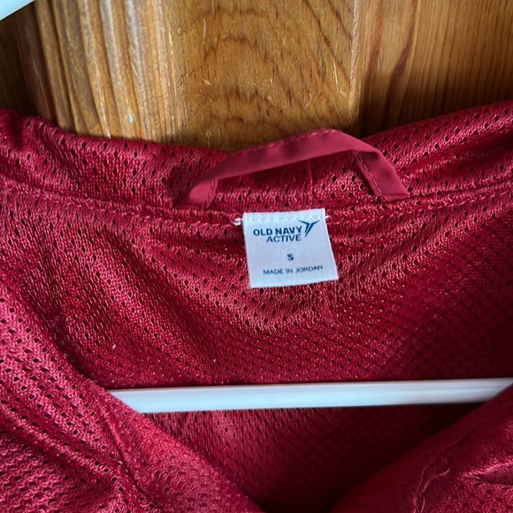 Old Navy Active - Picture 2 of 6